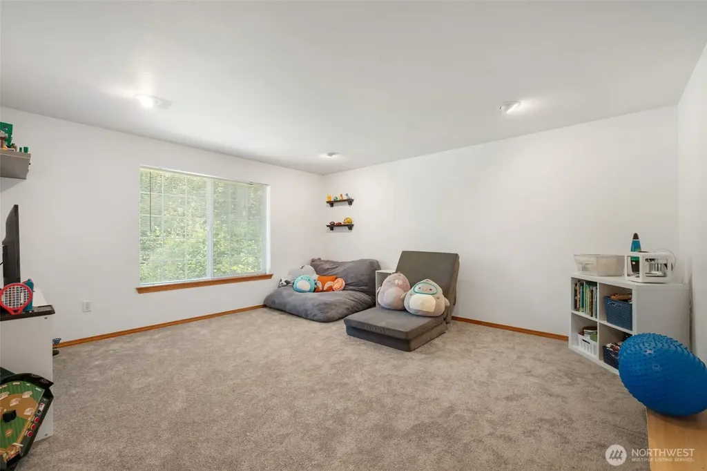 9193 SE Willock Road Olalla WA 98359