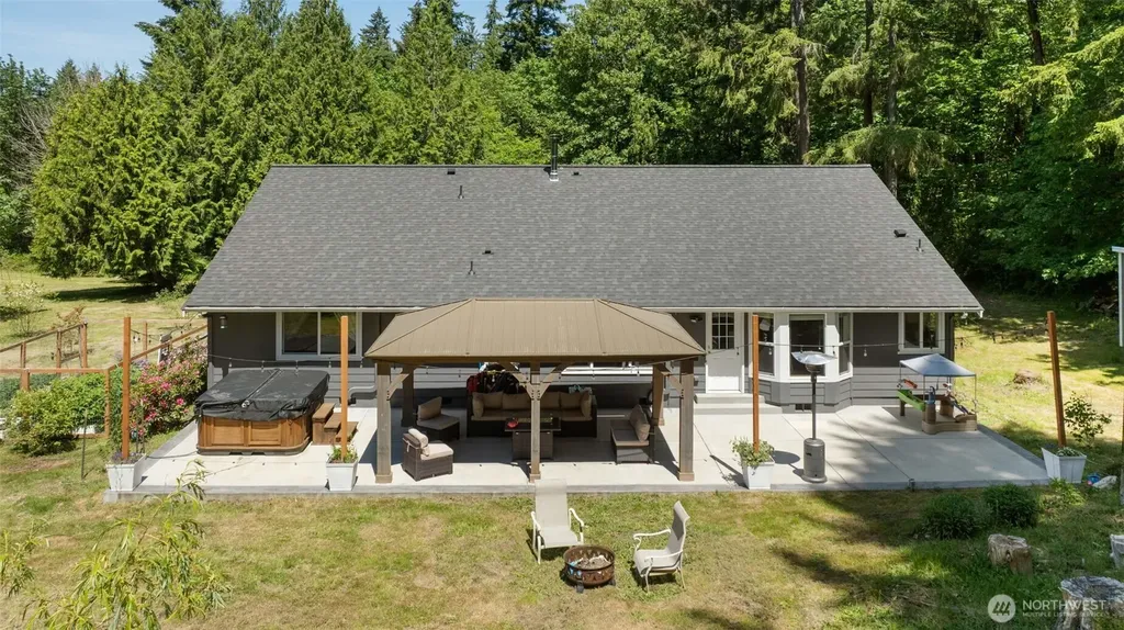 9193 SE Willock Road Olalla WA 98359