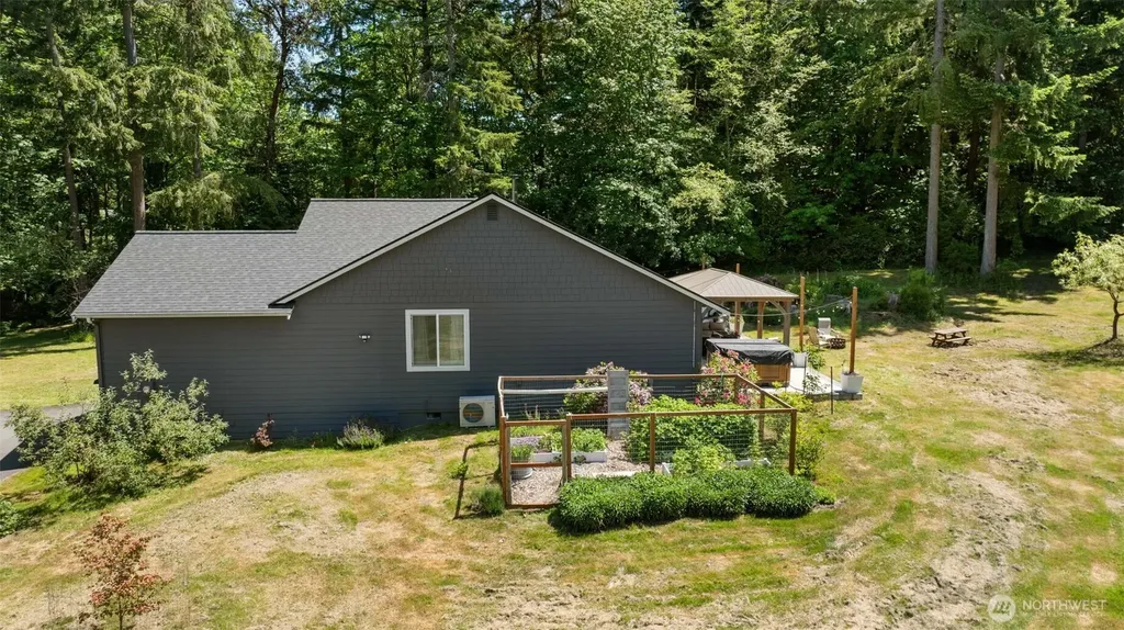 9193 SE Willock Road Olalla WA 98359