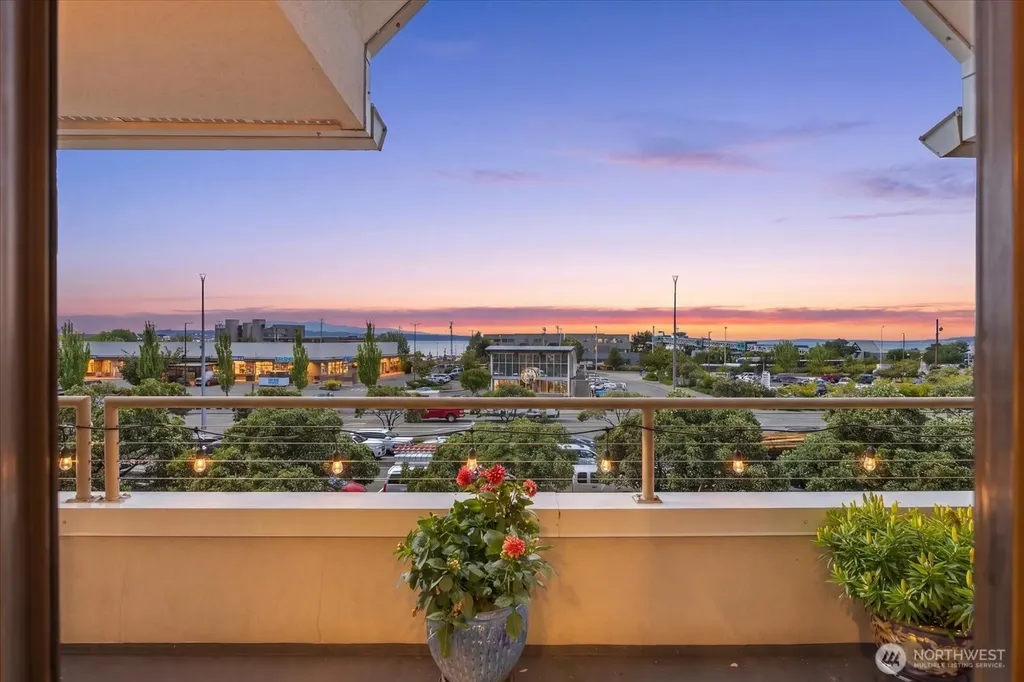 110 James Street Edmonds WA 98020