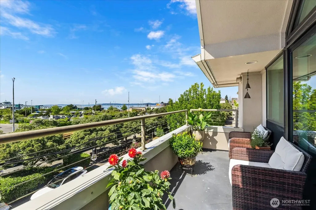 110 James Street Edmonds WA 98020