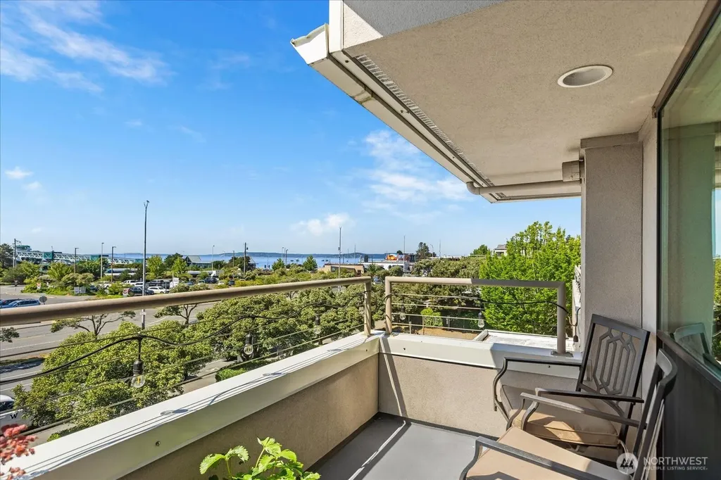 110 James Street Edmonds WA 98020