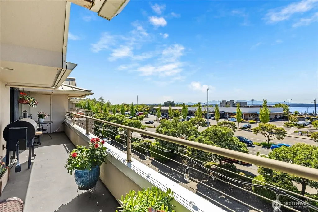 110 James Street Edmonds WA 98020