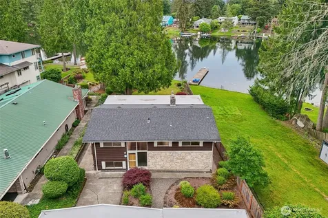 31430 W Lake Morton Drive SE Kent WA 98042