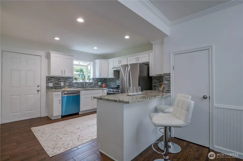 8630 44th Avenue S Seattle WA 98118