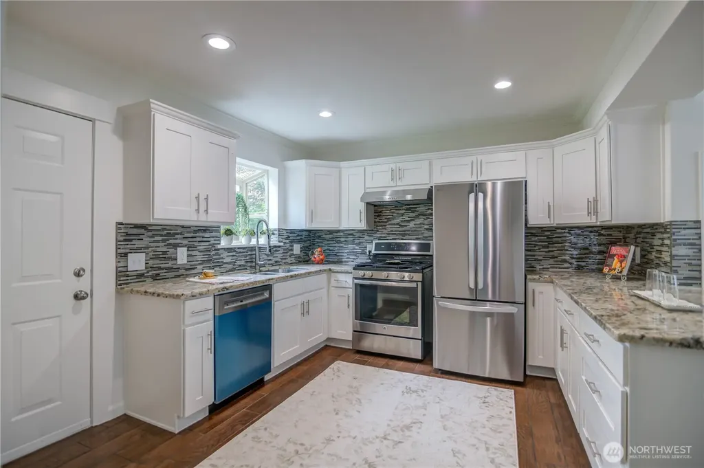 8630 44th Avenue S Seattle WA 98118