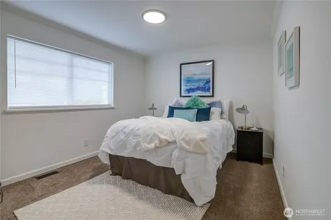 8630 44th Avenue S Seattle WA 98118