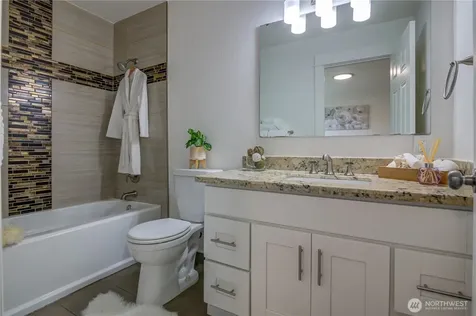 8630 44th Avenue S Seattle WA 98118