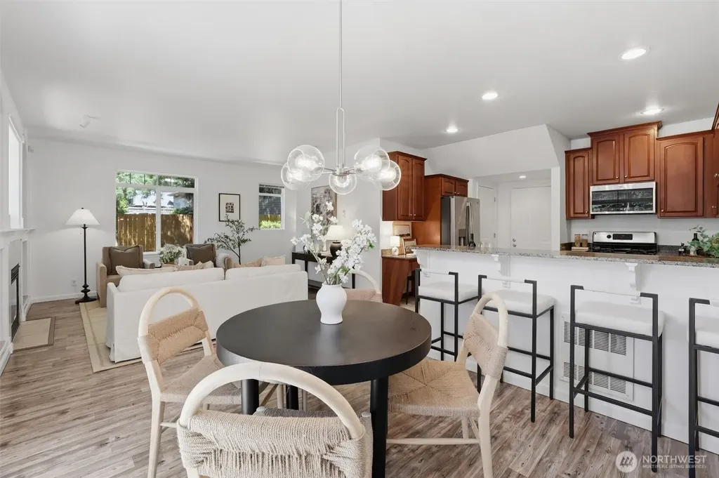 1405 NE 166th Court Shoreline WA 98155