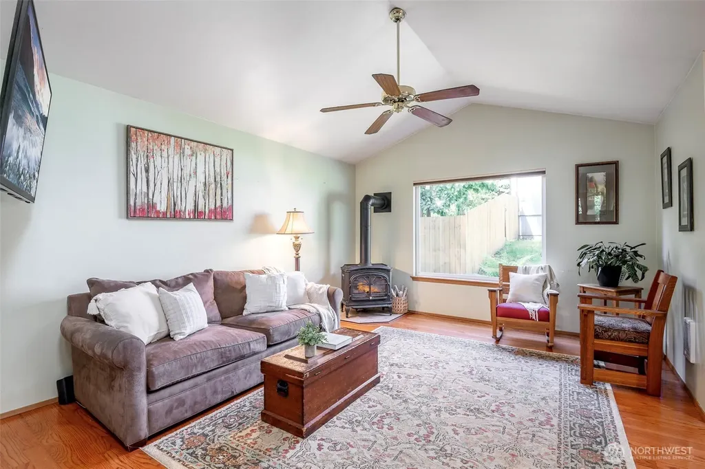 17607 Vine Lane SE Yelm WA 98597