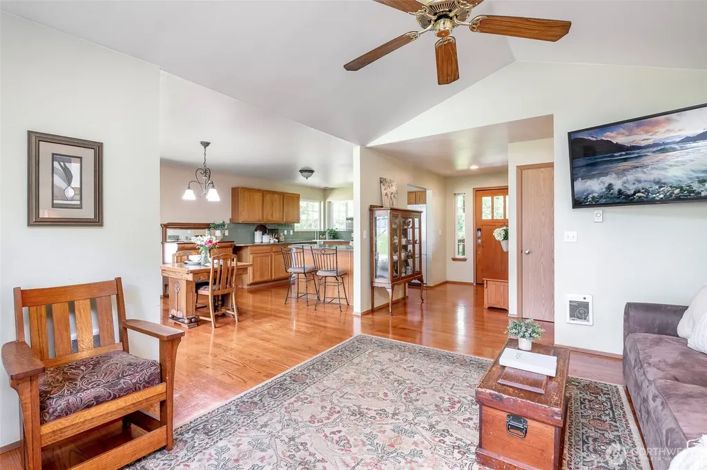17607 Vine Lane SE Yelm WA 98597