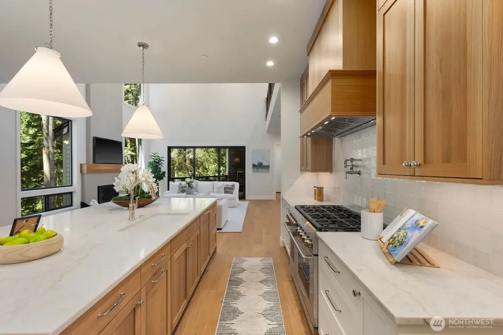 22605 NE 142nd Street Woodinville WA 98077