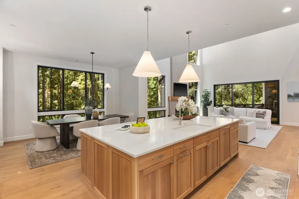22605 NE 142nd Street Woodinville WA 98077