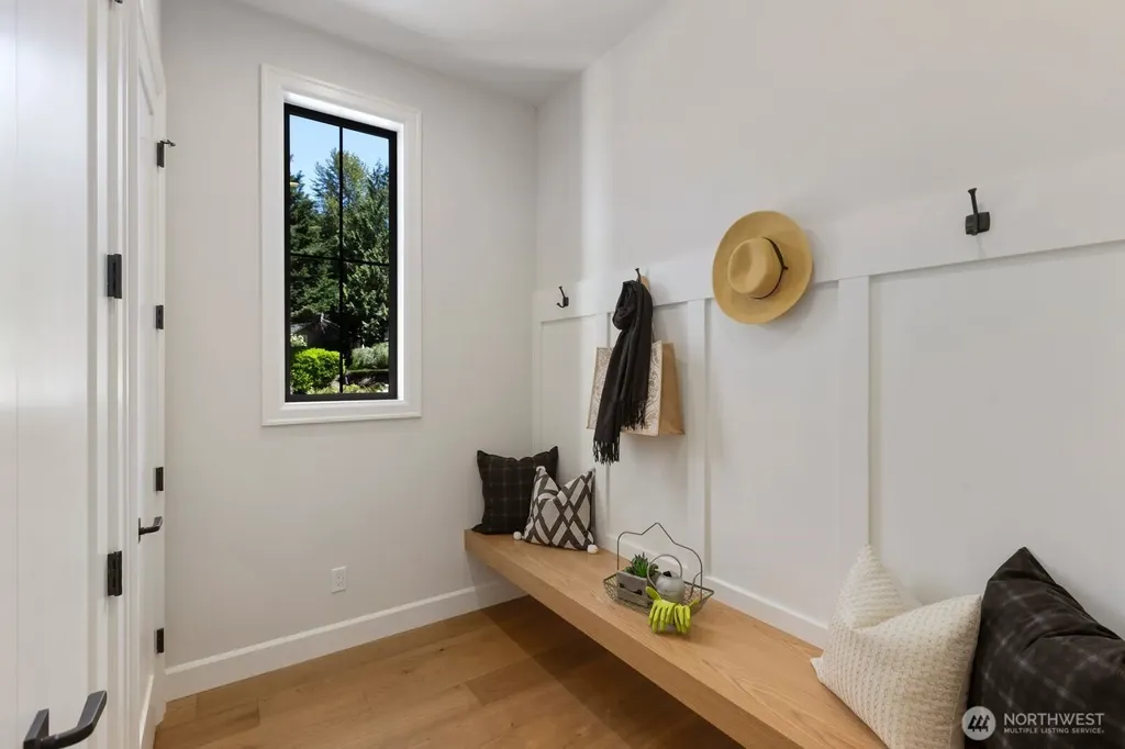 22605 NE 142nd Street Woodinville WA 98077