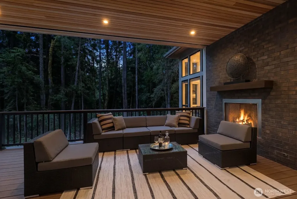 22605 NE 142nd Street Woodinville WA 98077