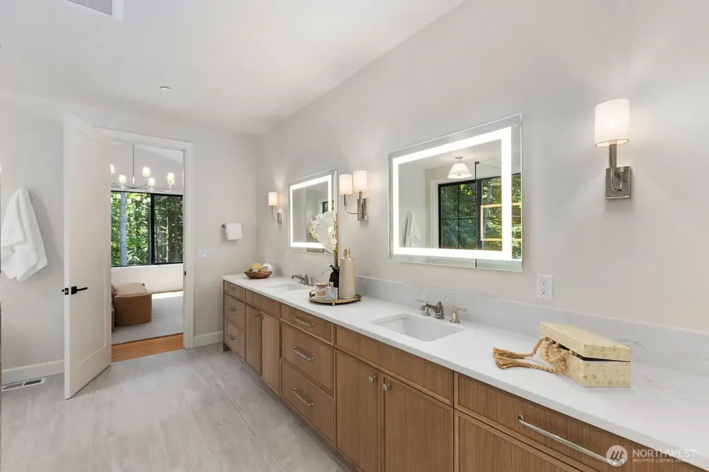 22605 NE 142nd Street Woodinville WA 98077
