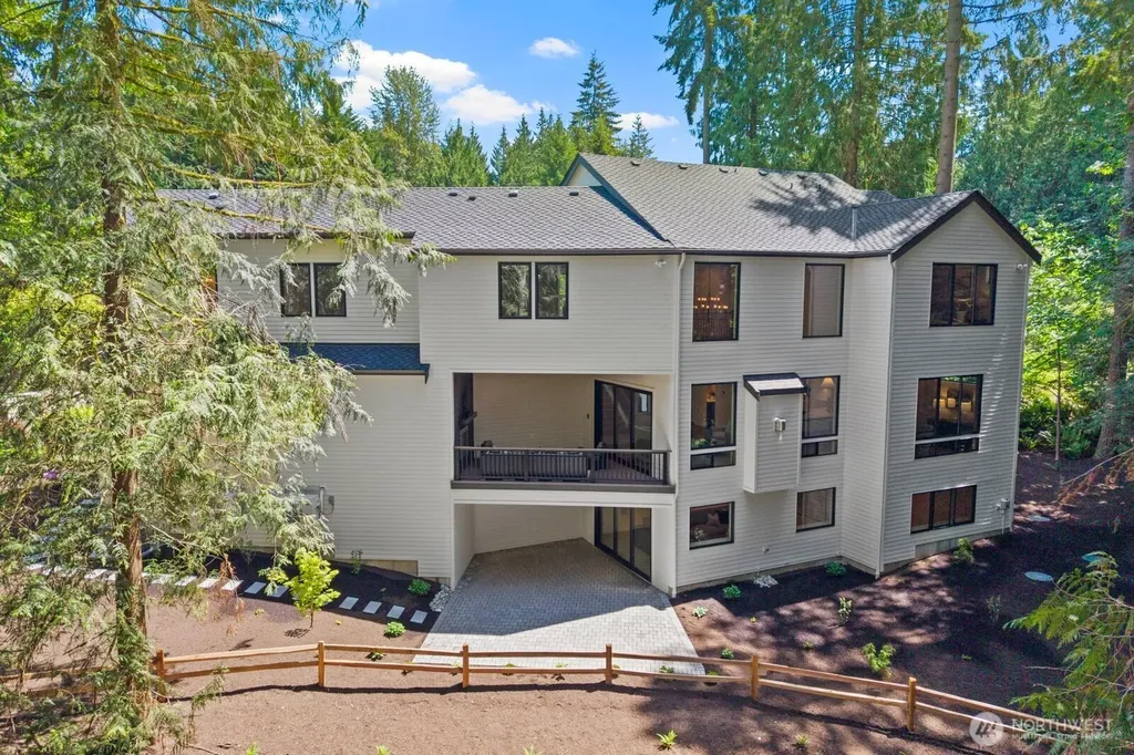 22605 NE 142nd Street Woodinville WA 98077