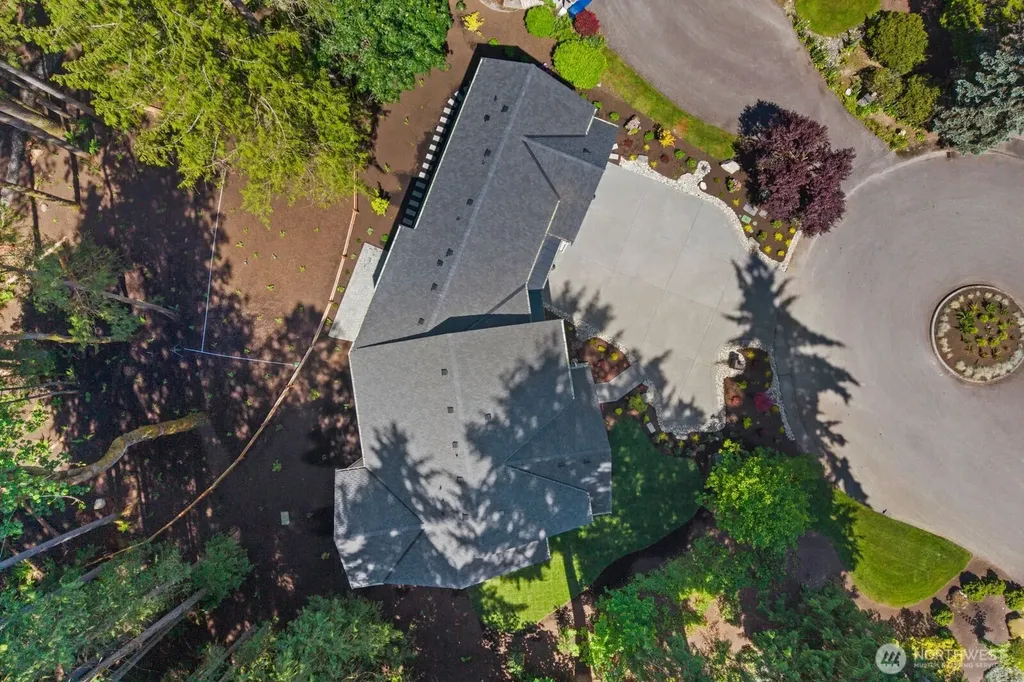 22605 NE 142nd Street Woodinville WA 98077