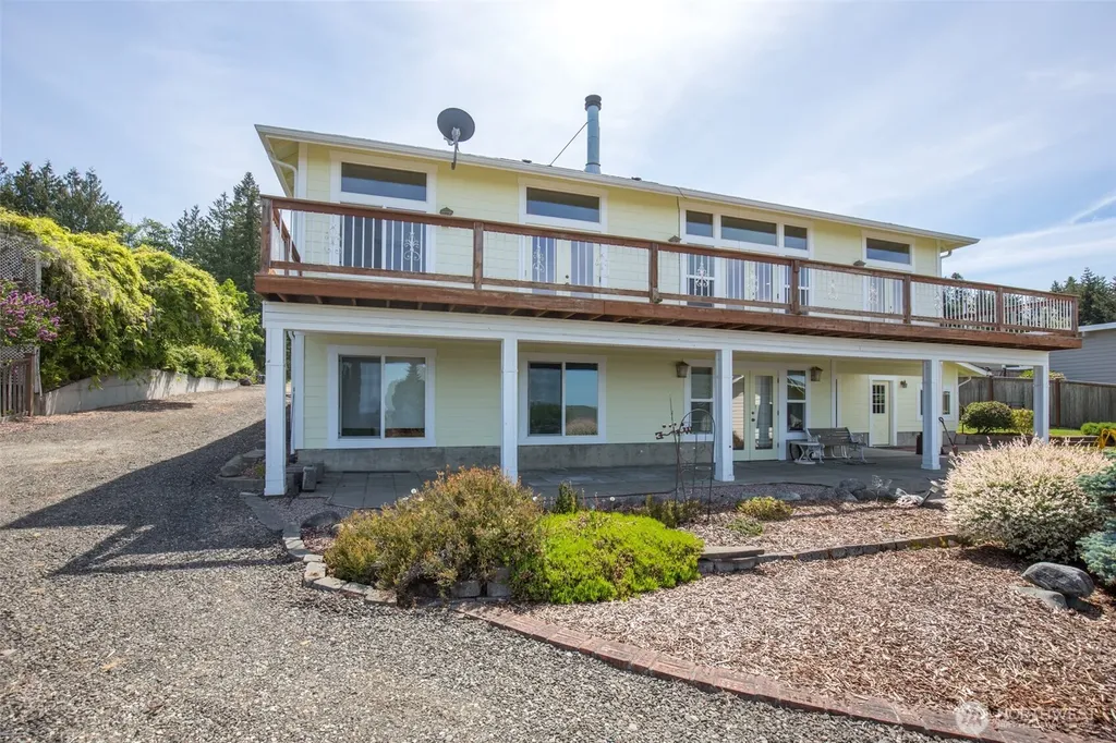 400 Reservoir Road Sequim WA 98382