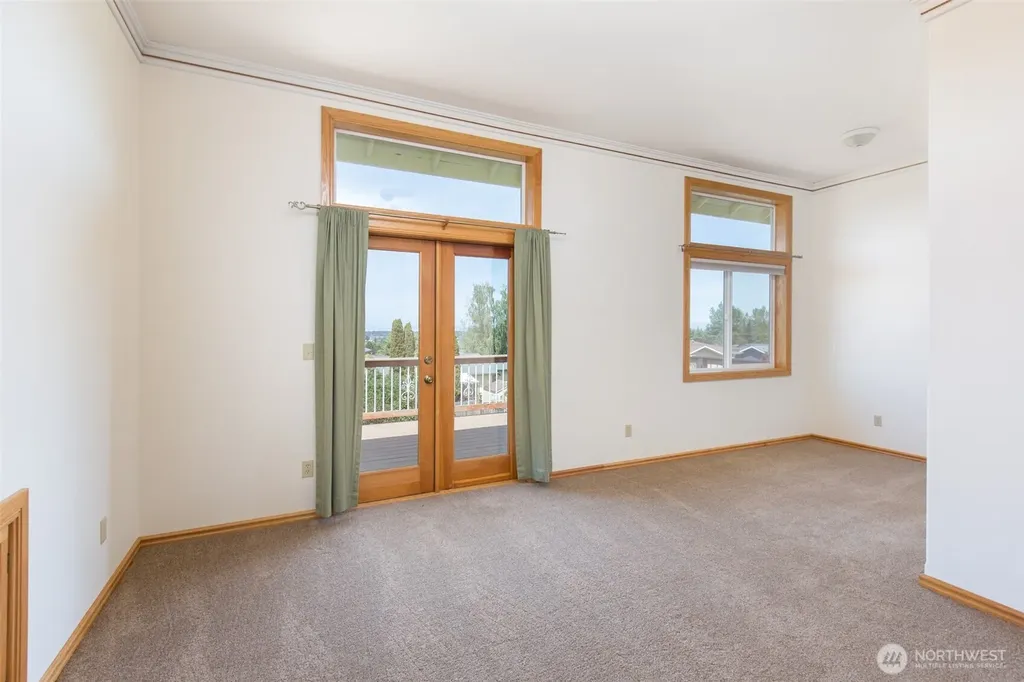 400 Reservoir Road Sequim WA 98382