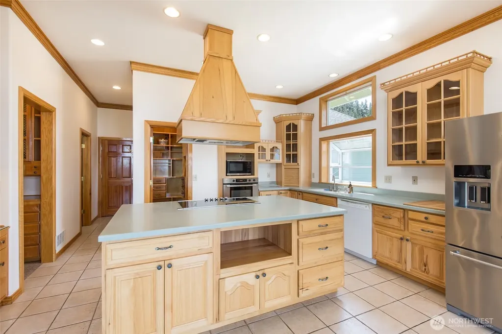 400 Reservoir Road Sequim WA 98382
