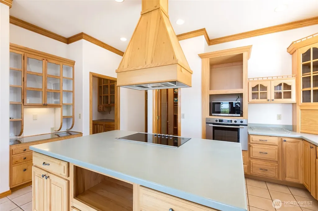 400 Reservoir Road Sequim WA 98382