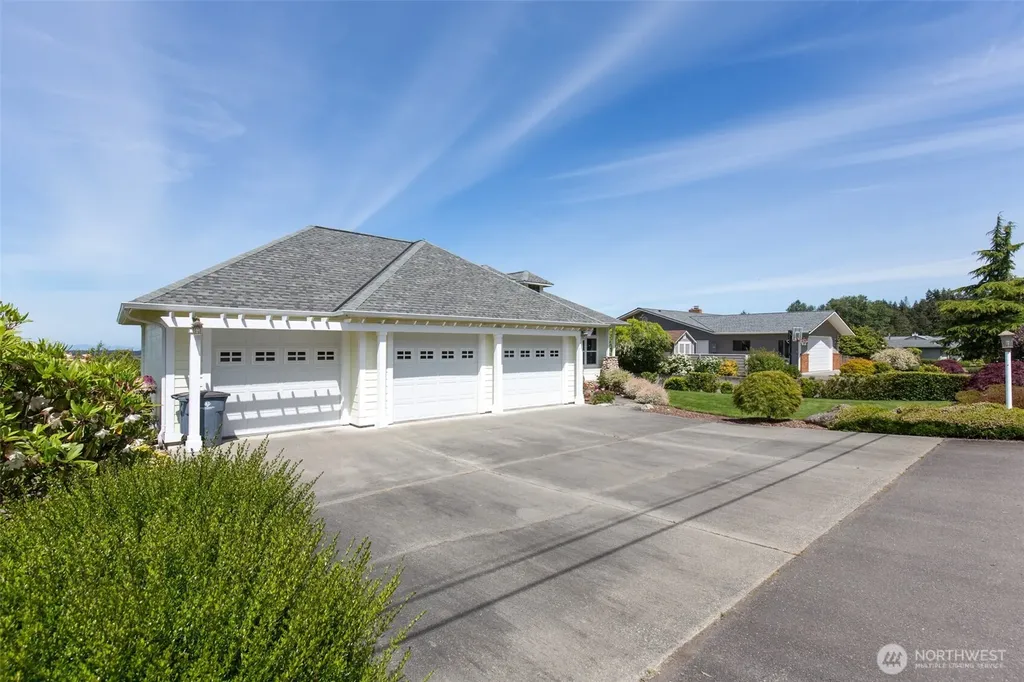 400 Reservoir Road Sequim WA 98382
