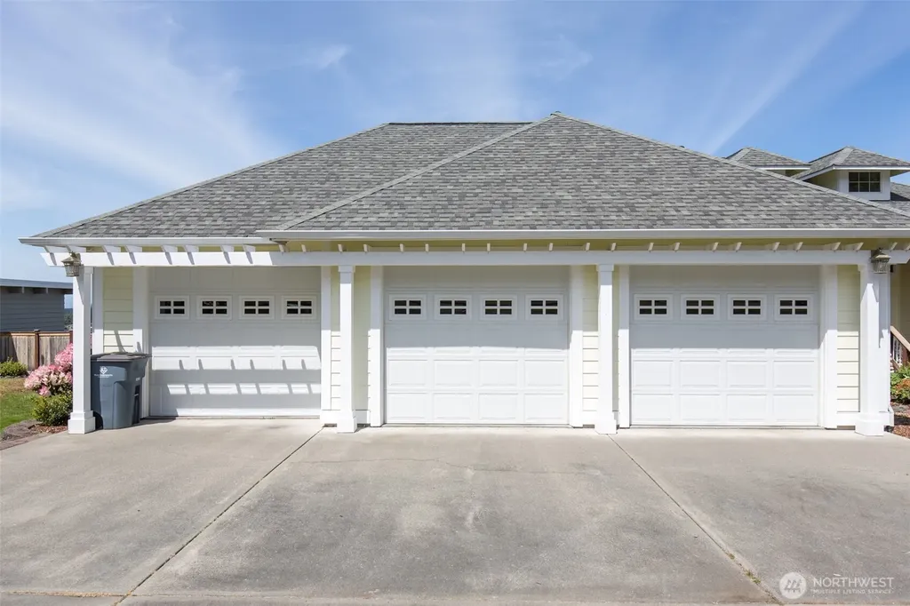 400 Reservoir Road Sequim WA 98382
