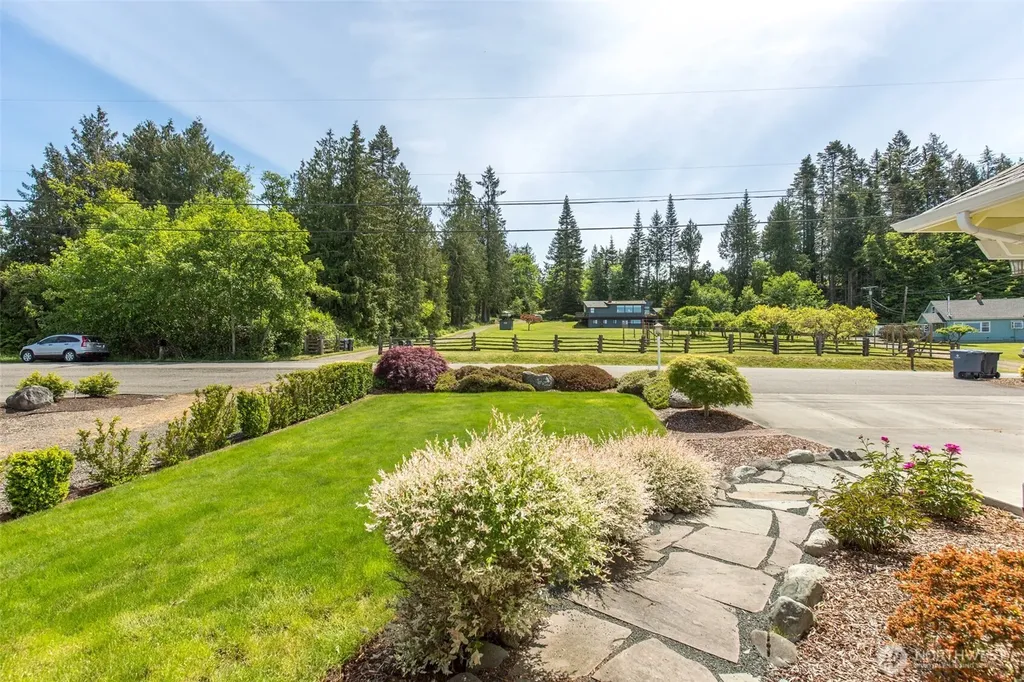 400 Reservoir Road Sequim WA 98382