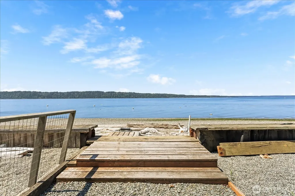 9607 66th Avenue NW Tulalip WA 98271
