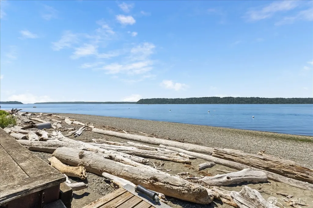 9607 66th Avenue NW Tulalip WA 98271