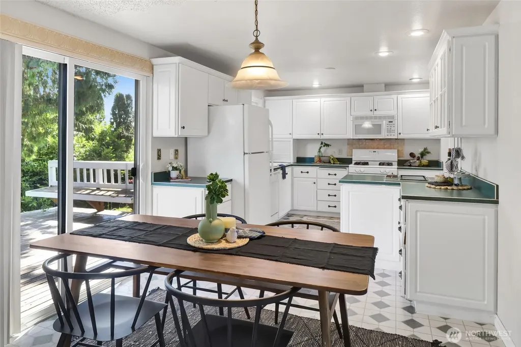3406 Crestline Place Bellingham WA 98226
