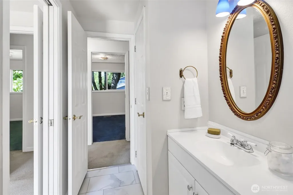3406 Crestline Place Bellingham WA 98226