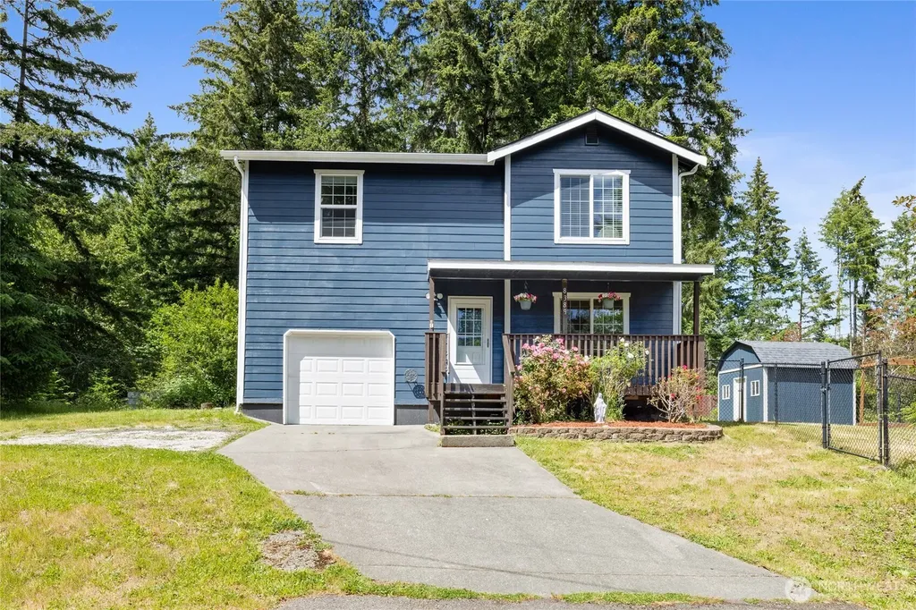 8389 SW Harmon Street Port Orchard WA 98367