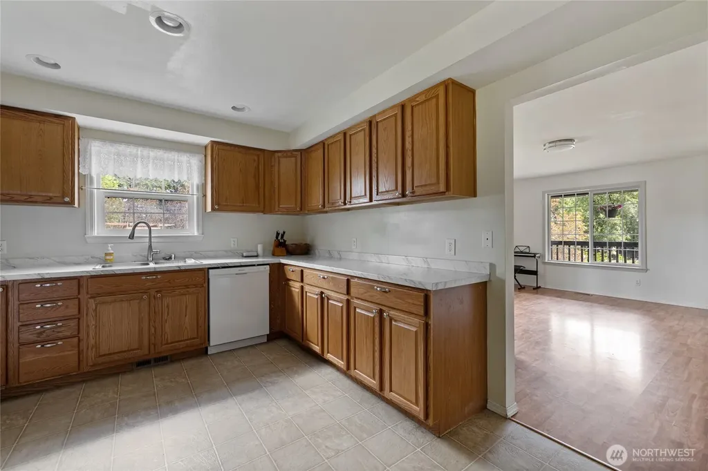 8389 SW Harmon Street Port Orchard WA 98367