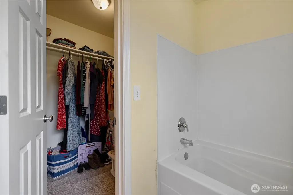 8389 SW Harmon Street Port Orchard WA 98367
