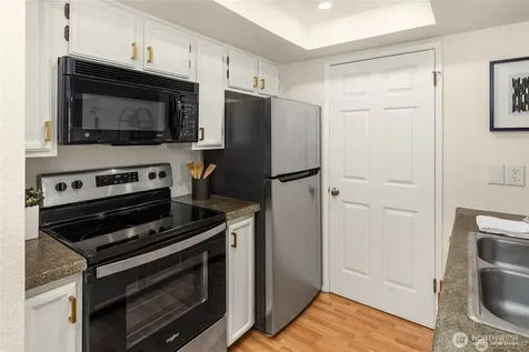 5901 Phinney Avenue N Seattle WA 98103