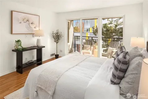 5901 Phinney Avenue N Seattle WA 98103