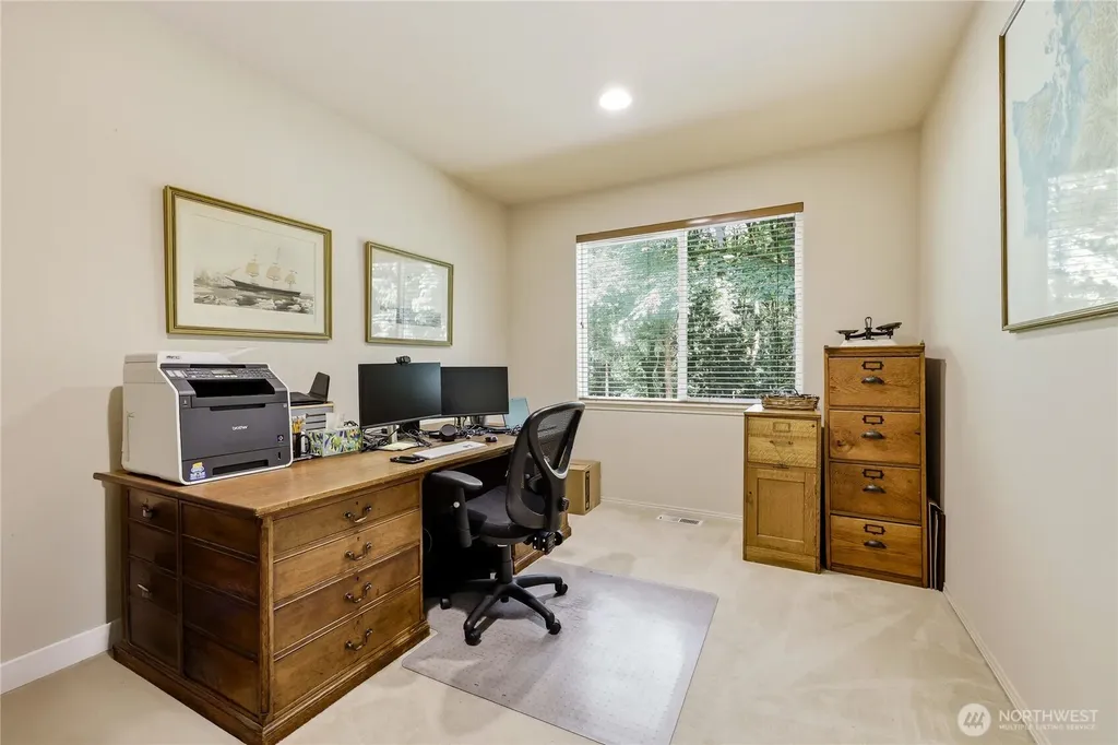 14555 Kingscross Circle NW Silverdale WA 98383