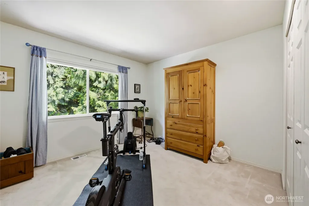 14555 Kingscross Circle NW Silverdale WA 98383