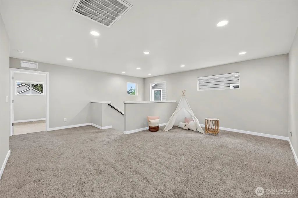 16311 8th Avenue E Spanaway WA 98387