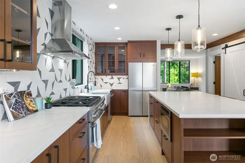 10715 2nd Avenue NW Seattle WA 98177