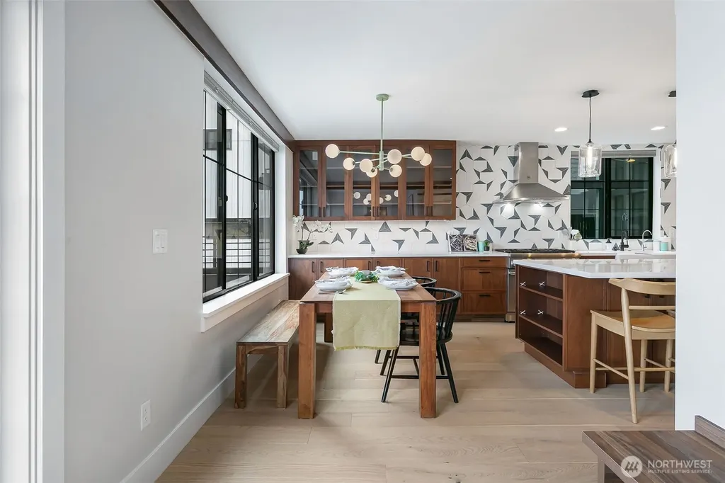 10715 2nd Avenue NW Seattle WA 98177