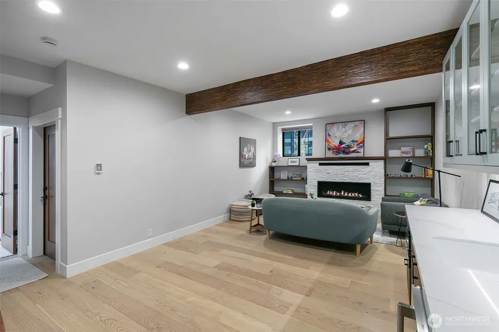 10715 2nd Avenue NW Seattle WA 98177