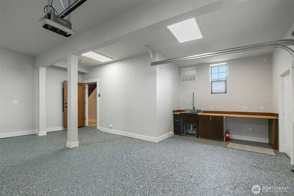 10715 2nd Avenue NW Seattle WA 98177