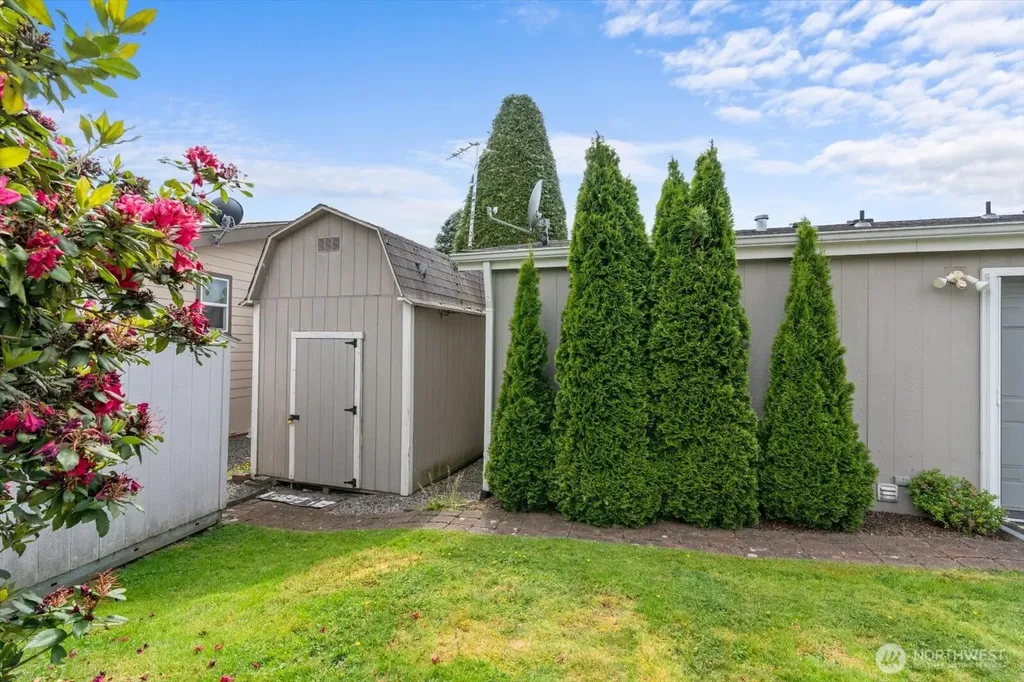 23825 15th Avenue SE Bothell WA 98021