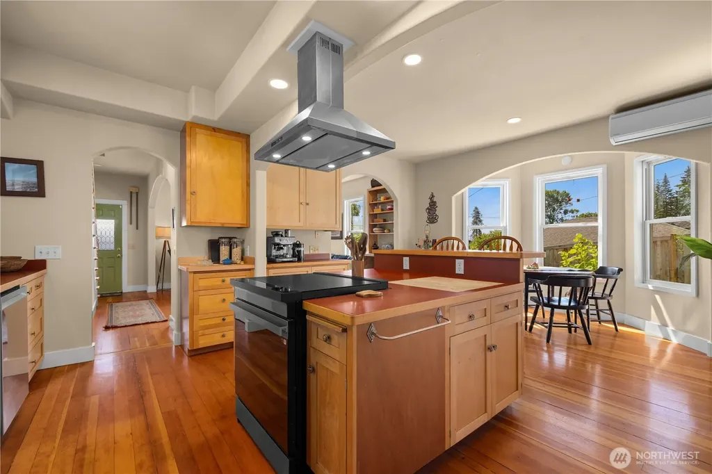 5502 S 2nd Avenue Everett WA 98203