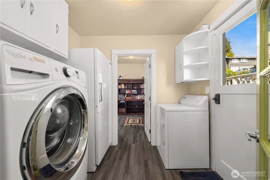 5502 S 2nd Avenue Everett WA 98203