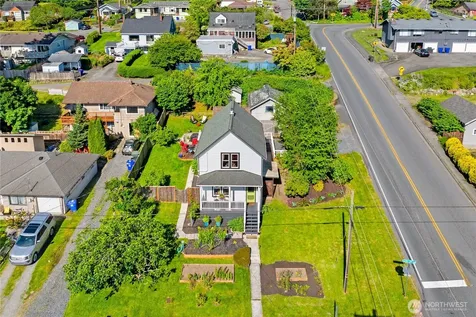 5502 S 2nd Avenue Everett WA 98203