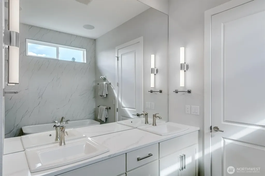 155 Gassman Road Castle Rock WA 98611